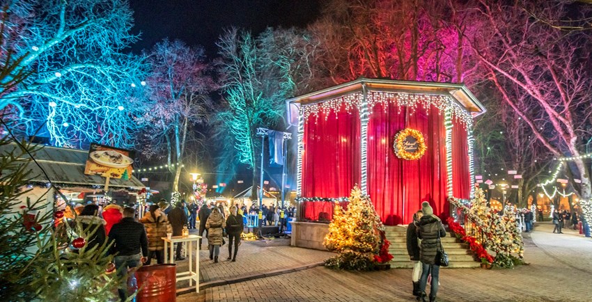 Advent u Karlovcu: bajkovita kupola s programima za djecu, koncerti popularnih izvođača i odlična gastro ponuda